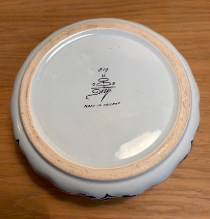 Royal Delft Jar Design no.819